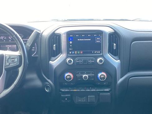 Used 2019 GMC Sierra 1500 SLE image 18