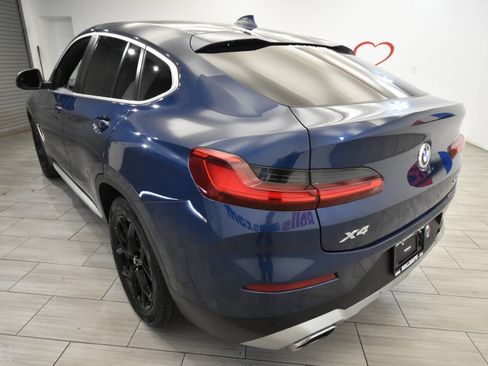Used 2022 BMW X4 xDrive30i w/ Convenience Package image 3