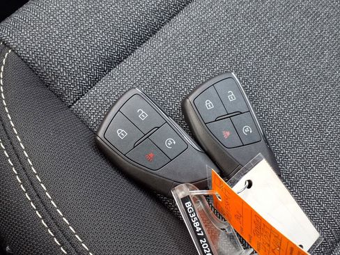 New 2026 GMC Terrain Elevation w/ Technology Package II FWD image 10