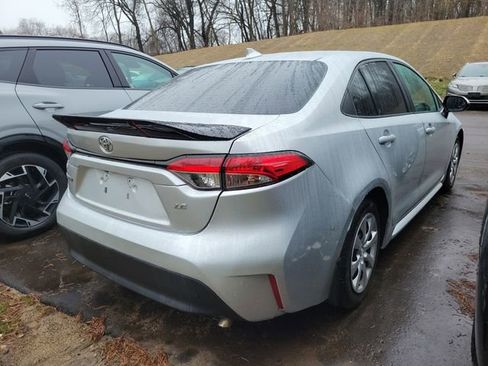 Used 2023 Toyota Corolla LE w/ Carpet Mat Package (TMS) image 3