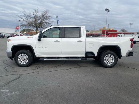 Used 2023 Chevrolet Silverado 2500 LT w/ Convenience Package image 5