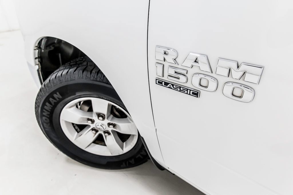 Used 2022 RAM 1500 Classic SLT RWD image 12