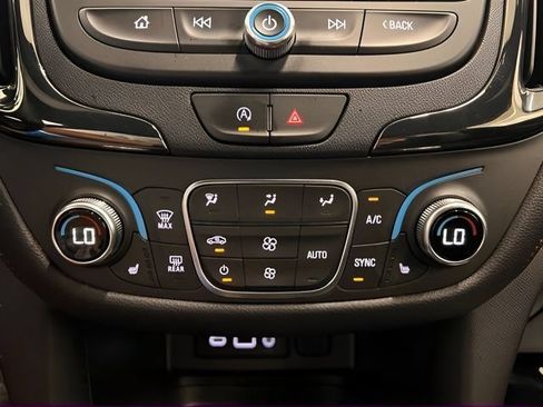 Certified 2023 Chevrolet Equinox RS AWD/4WD image 27