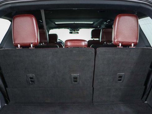 Used 2023 Ford Expedition Limited image 34