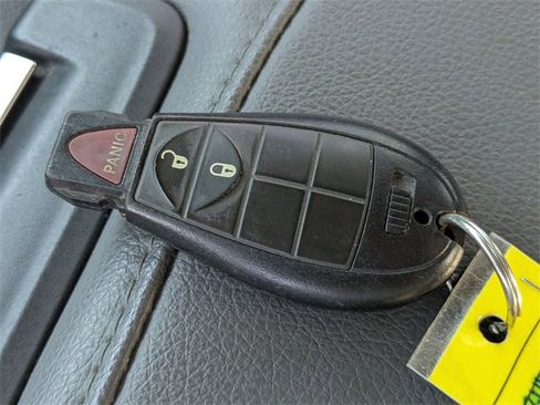 Used 2018 RAM 1500 Express image 25