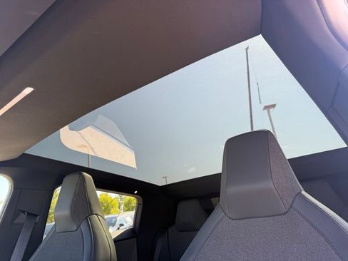Used 2026 Tesla Cybertruck AWD Crew Cab image 15