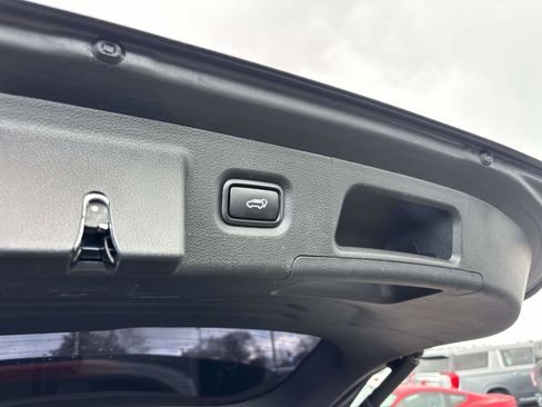 Certified 2022 Hyundai Santa Fe Limited AWD/4WD image 15