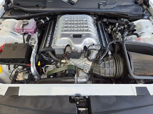 Used 2019 Dodge Challenger SRT Hellcat Redeye RWD image 34