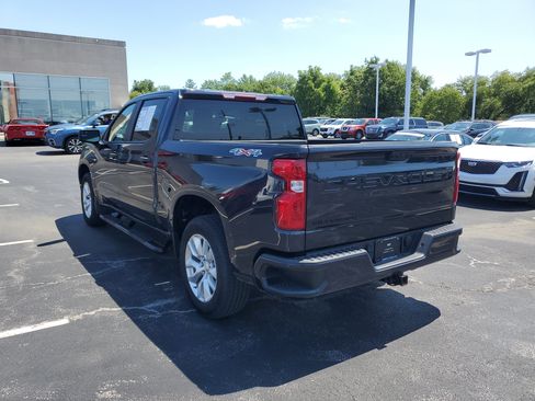 Used 2023 Chevrolet Silverado 1500 Custom w/ LPO, Dark Essentials Package AWD/4WD image 2