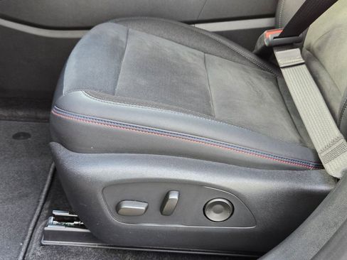 Used 2025 Chevrolet Blazer EV RS image 26