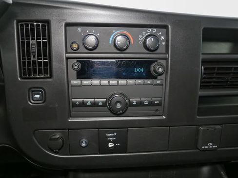 Used 2024 GMC Savana 2500 w/ Driver Convenience Package RWD image 22