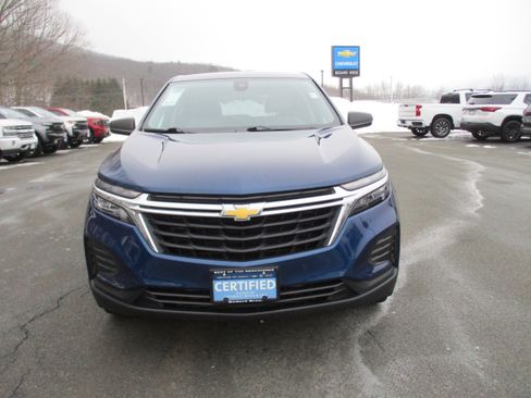 Certified 2022 Chevrolet Equinox LS w/ LS Convenience Package image 2