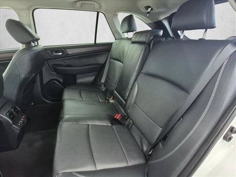 Used 2019 Subaru Outback 2.5i Limited w/ Popular Package #2 AWD/4WD image 21