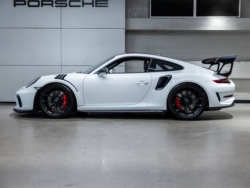 Certified 2019 Porsche 911 GT3 RS RWD image 2