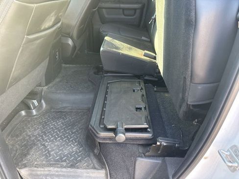 Used 2014 RAM 1500 Laramie w/ Convenience Group image 17