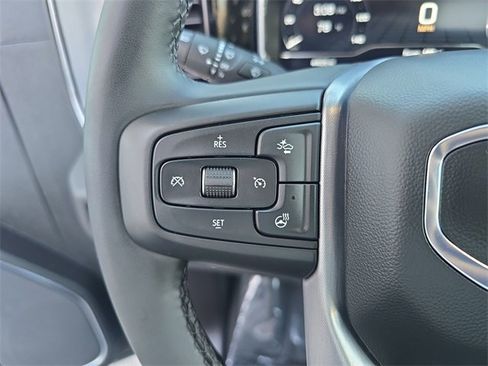 Certified 2024 GMC Sierra 1500 SLT image 23