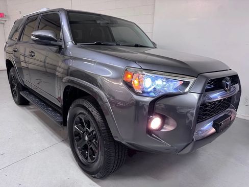Used 2014 Toyota 4Runner SR5 Premium w/ Convenience Package AWD/4WD image 1