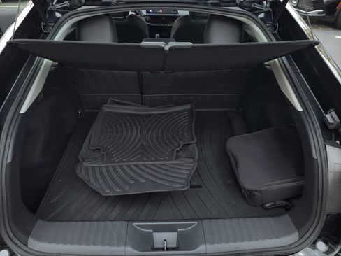 Certified 2026 Toyota Prius Plug-In Hybrid image 24