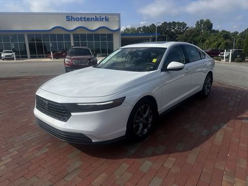 Certified 2024 Honda Accord EX image 1