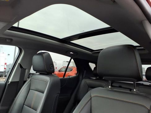 Used 2024 Chevrolet Equinox Premier image 26