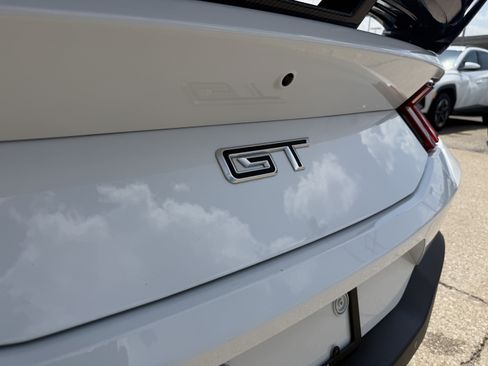 Used 2025 Ford Mustang GT RWD image 7