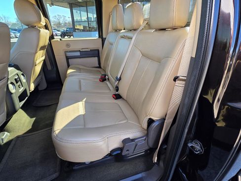 Used 2014 Ford F250 Lariat w/ Lariat Interior Package image 36