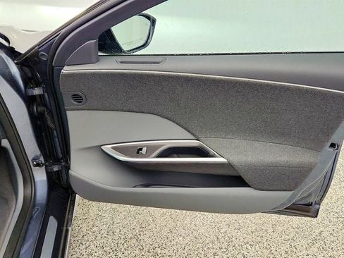 Used 2025 Lucid Air Touring AWD/4WD image 27