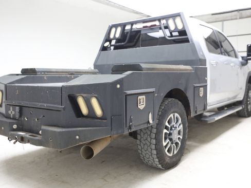Used 2022 GMC Sierra 2500 SLT w/ SLT Premium Package AWD/4WD image 5