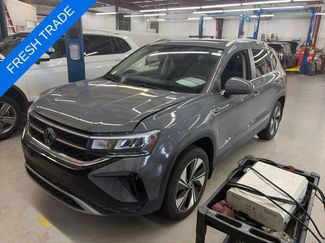 Used 2023 Volkswagen Taos SE w/ Panoramic Sunroof Package AWD/4WD video 1