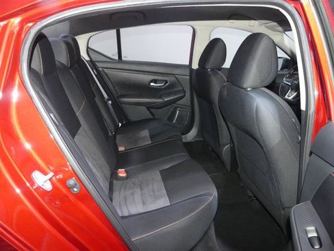 Used 2022 Nissan Sentra SR FWD image 28
