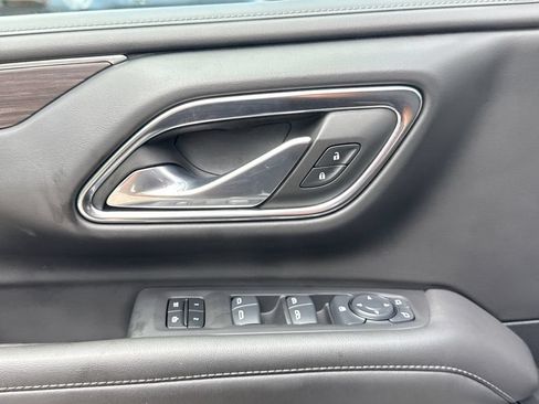 Used 2024 Chevrolet Tahoe LT RWD image 15