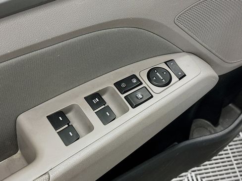 Used 2017 Hyundai Elantra SE FWD image 15