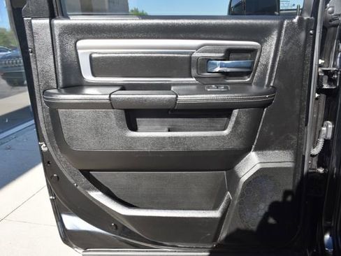 Used 2022 RAM 1500 Classic Warlock AWD/4WD image 35