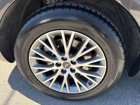 Used 2024 Genesis GV80 2.5T image 6