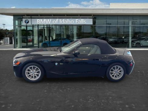 Used 2003 BMW Z4 2.5i RWD image 2