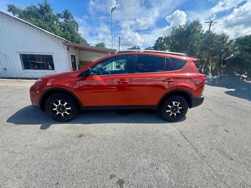 Used 2015 Toyota RAV4 LE FWD image 6