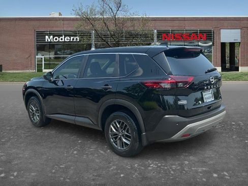 Certified 2023 Nissan Rogue S FWD image 2