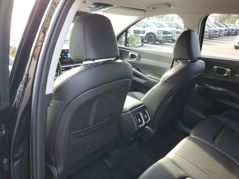 New 2026 Kia Sorento EX image 17