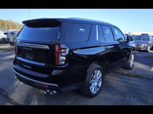 Used 2024 Chevrolet Tahoe High Country w/ Premium Package image 4