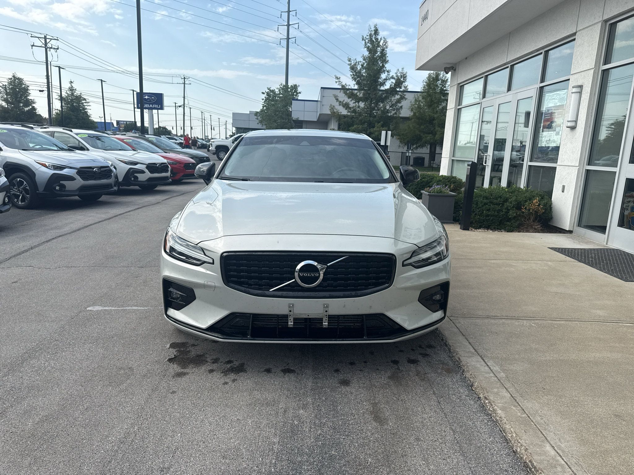Used 2021 Volvo S60 T5 Momentum w/ Premium Package AWD/4WD image 8