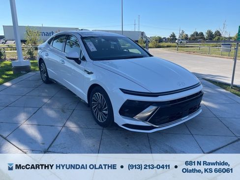 New 2025 Hyundai Sonata SEL FWD image 14
