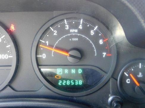 Used 2007 Jeep Wrangler Unlimited X image 17