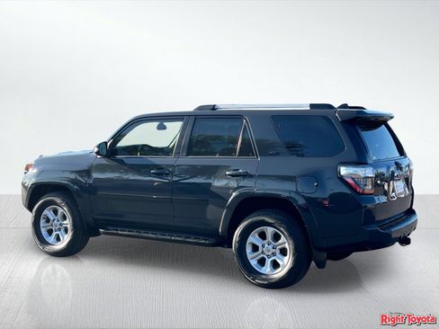 Certified 2024 Toyota 4Runner SR5 Premium w/ Moonroof Package AWD/4WD image 5