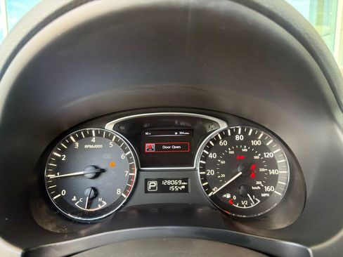 Used 2015 Nissan Altima 2.5 S w/ Power Driver Seat Package FWD image 5