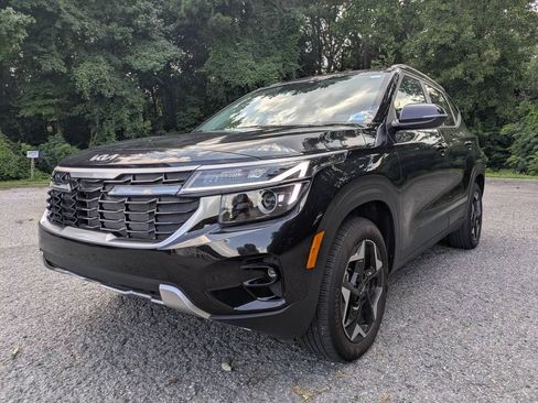 Used 2025 Kia Seltos S AWD/4WD image 8