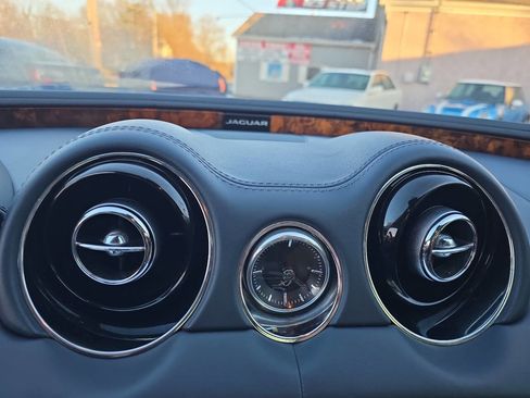 Used 2014 Jaguar XJ L Portfolio image 43