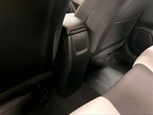 Used 2023 Hyundai Venue SEL image 28