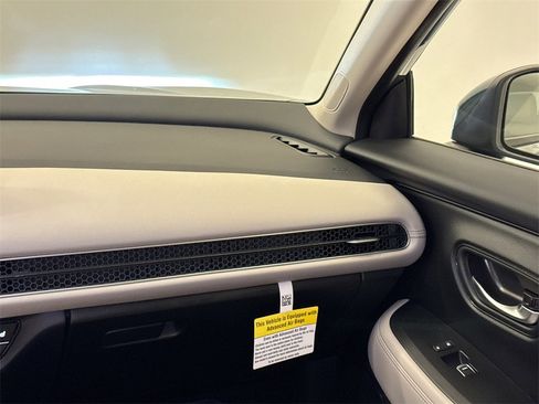 Certified 2026 Honda HR-V EX-L image 18