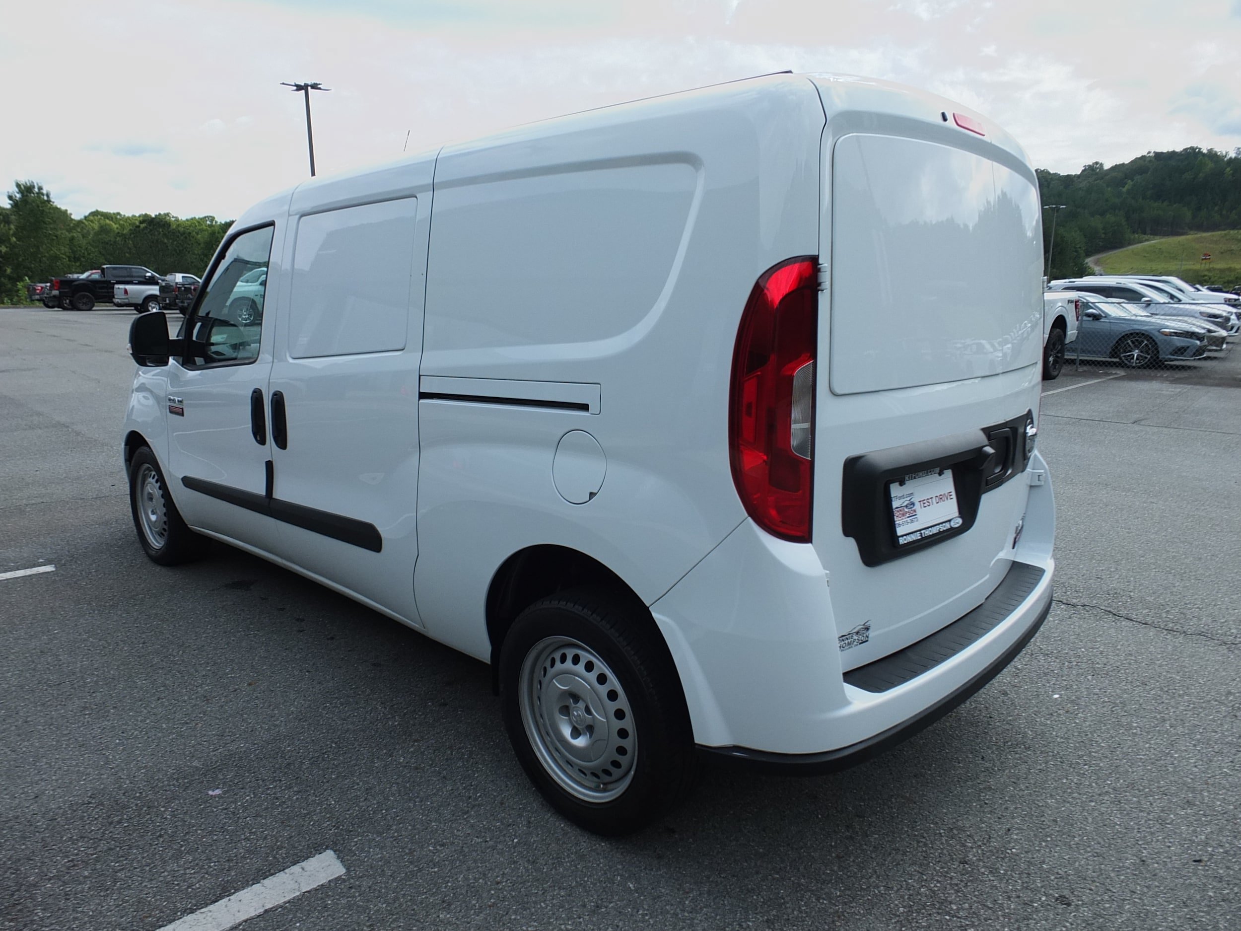Used 2022 RAM ProMaster City Tradesman FWD image 5