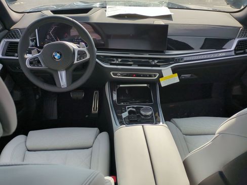Used 2026 BMW X5 xDrive40i w/ M Sport Package AWD/4WD image 26